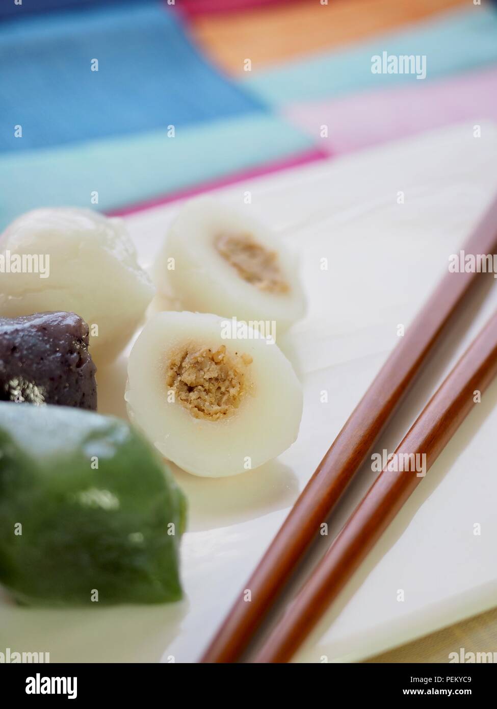 Korean food Songpyeon, halfmoonshaped rice cake Stock Photo Alamy