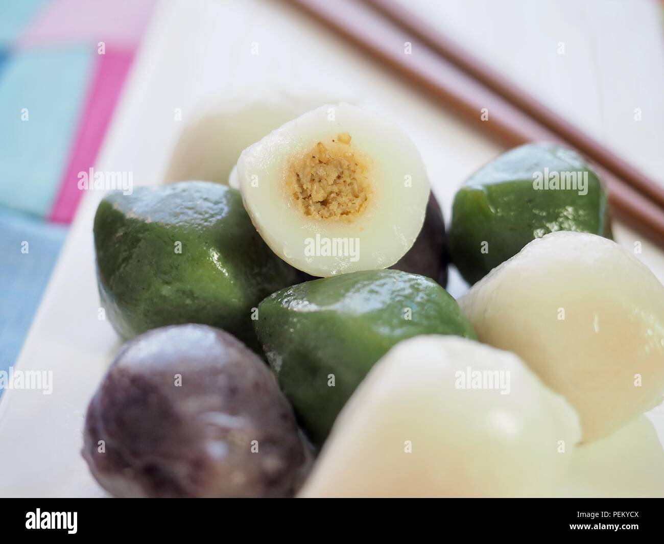 Korean food Songpyeon, halfmoonshaped rice cake Stock Photo Alamy