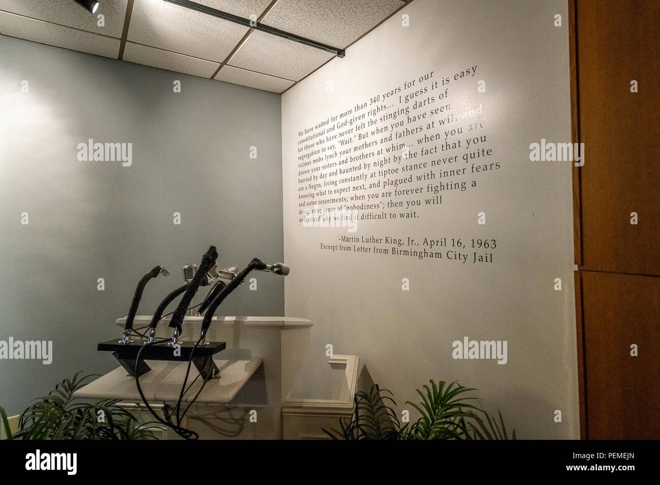 Martin luther king east hi-res stock photography and images - Alamy