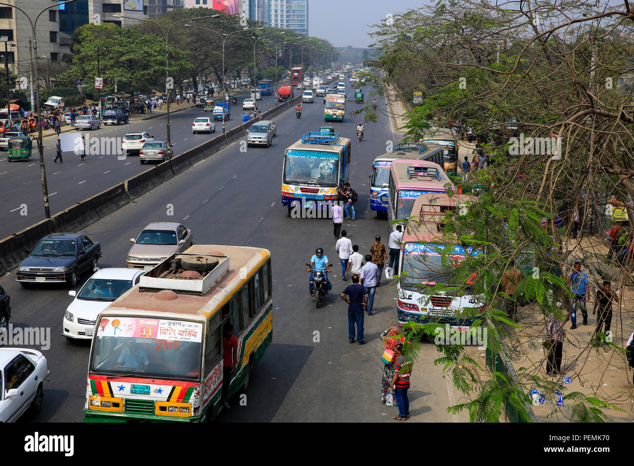 Heavy traffic on the Airport Road in Dhaka, Bangladesh Stock Photo Alamy