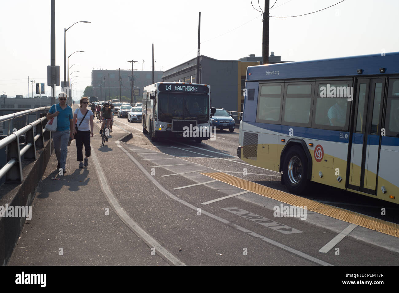 People stopping a bus hi-res stock photography and images - Alamy
