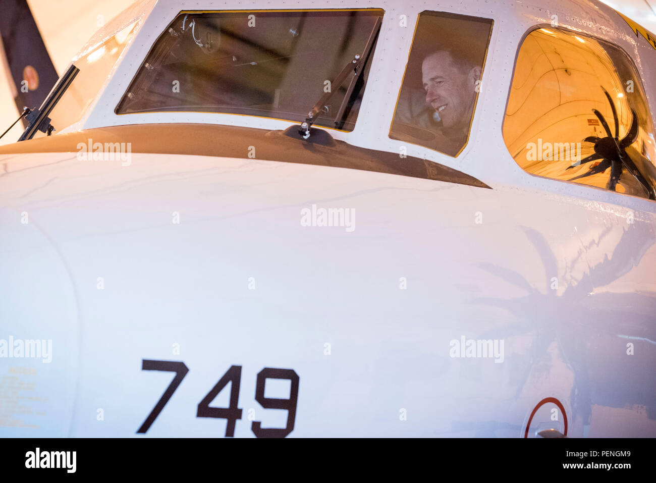 N At5 054 Patuxent River Md Jan 13 16 Chief Of Naval Operations Cno Adm John Richardson Sits In The Cockpit Of An E 2d Advanced Hawkeye At Naval Air Station Patuxent River Richardson Also N At5 054 Patuxent River Md Jan 13 16 Chief Of Naval Operations Cno Adm John Richardson Sits In The Cockpit Of An E 2d Advanced Hawkeye At Naval Air Station Patuxent River Richardson Also