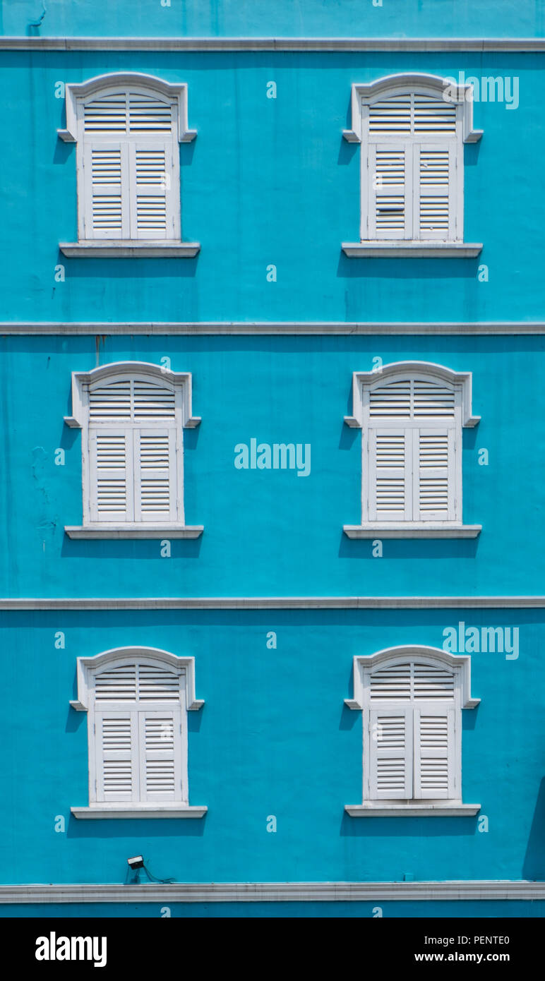 6 windows hi-res stock photography and images - Alamy