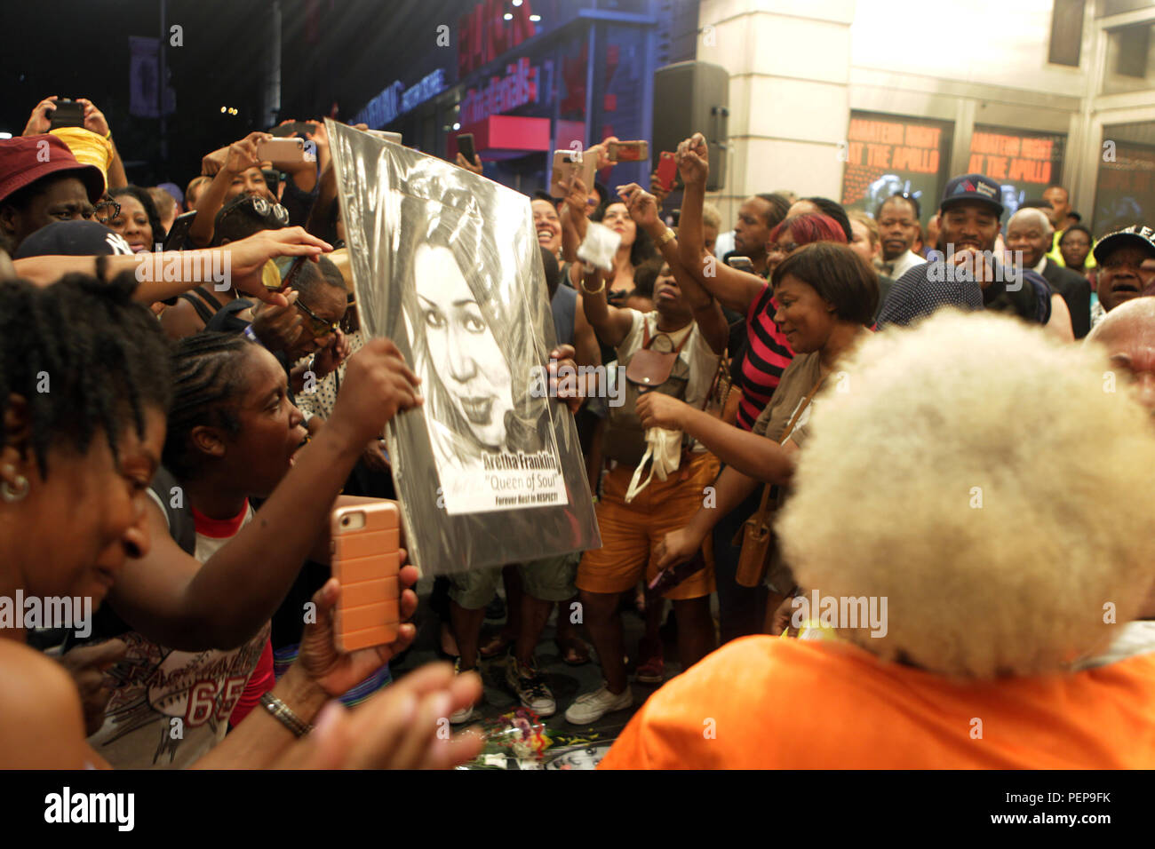 HARLEM, NEW YORK Fans and Tourists pay tribute the late & great Queen