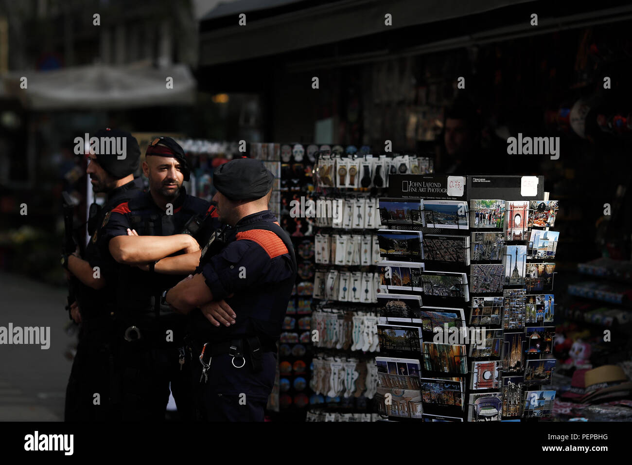 Barcelona, Catalonia, Spain. 17th Aug, 2018. August 17, 2018 - Barcelona, Spain - Tribute terrorist attack of Barcelona; The Mossos during the homenage to the victims of terror attack. Credit: Eric Alonso/ZUMA Wire/Alamy Live News Stock Photo