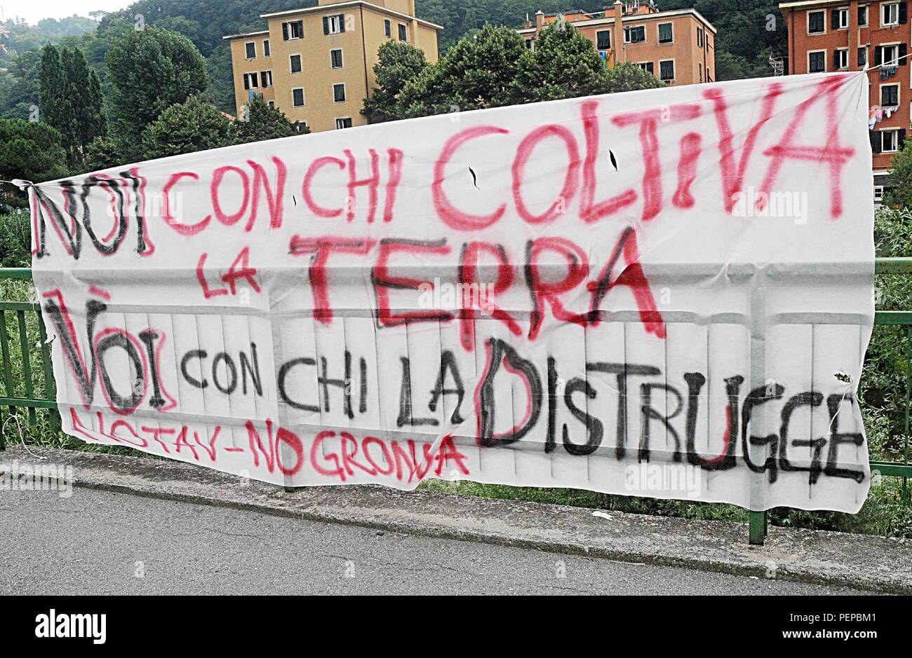 Genoa, Italy. 17th Aug, 2018. RESTORATION OF WORKS FOR THE THIRD VALLEY OF THE YOUTH, STRIP NO TAV NO GRONDA (NEWS GENOVA, GENOA - 2013-07-24) ps the photo can be used respecting the context in which it was taken, and without the defamatory intent of the decoration of the persons represented (NEWS GENOVA, Foto Repertorio - 2018-08-17) ps the photo can be used respecting the context in which it was taken, and without the defamatory intent of the decoration of the people represented. Credit: Independent Photo Agency Srl/Alamy Live News Stock Photo
