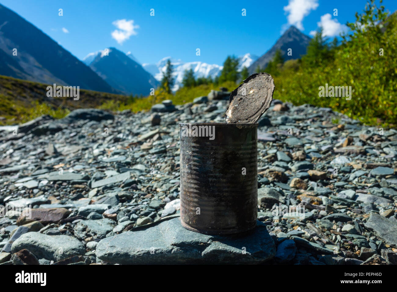 Food waste mountain hi-res stock photography and images - Alamy