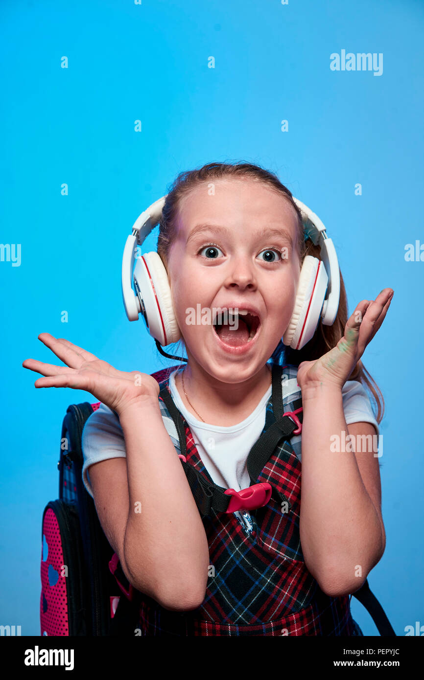 Girl in blue school uniform hi-res stock photography and images - Alamy