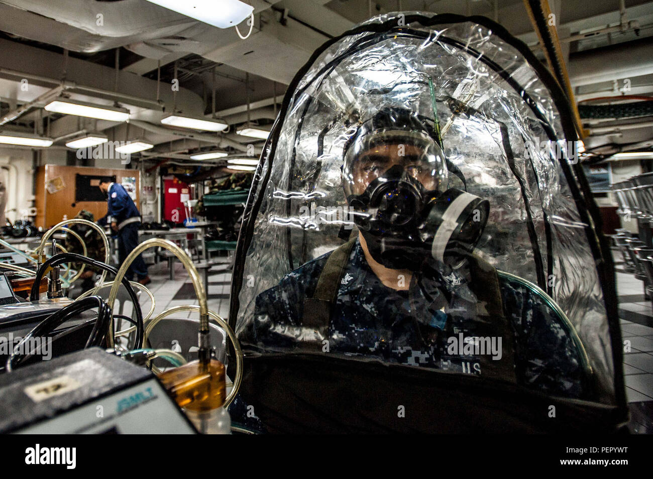 160126-N-OI810-020 YOKOSUKA, Japan (Jan. 26, 2016) Hospital Corpsman ...