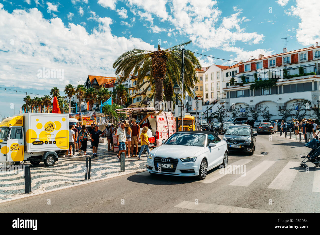 CASCAIS, PORTUGAL - AUGUST 25, 2017: Tourists Visiting Downtown Cascais City A Cosmopolitan Center And Major Tourist Attraction Located On Portuguese  Stock Photo
