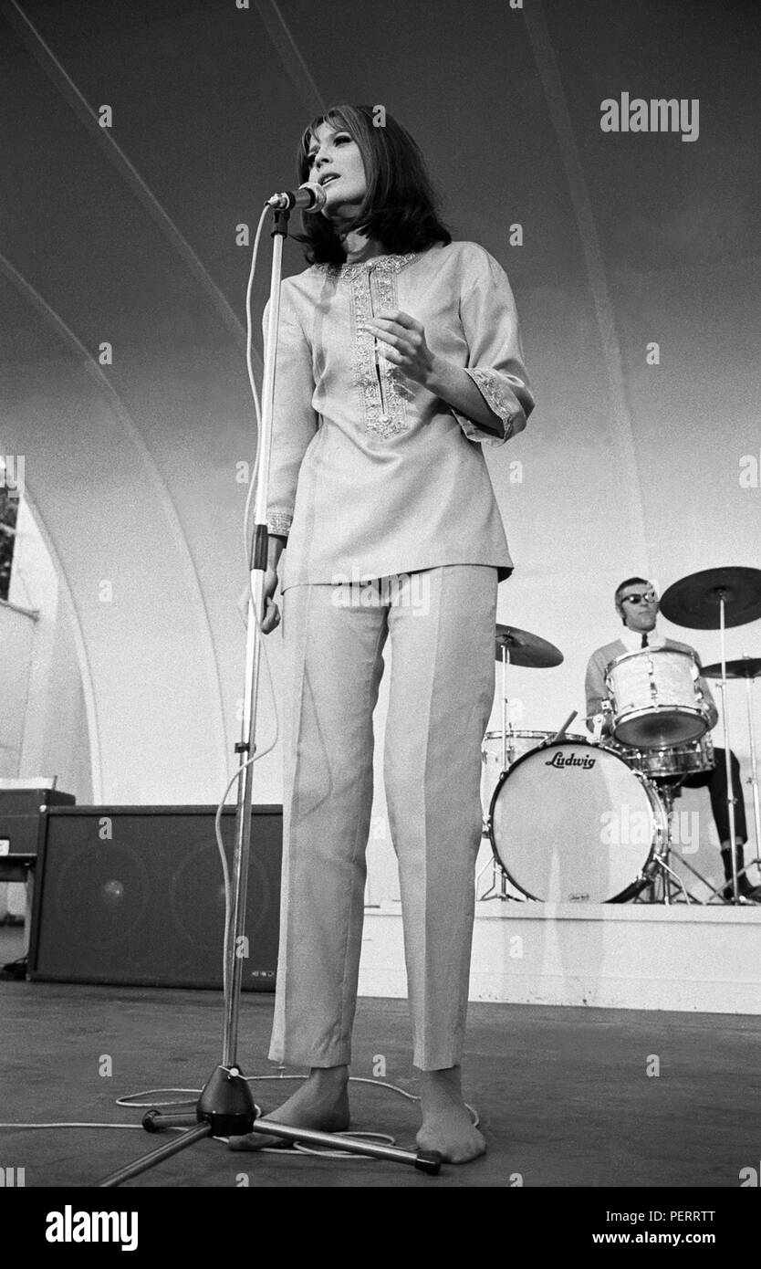 SANDIE SHAW British singer and winner of Eurovision song Contest on tour in Sweden and have concert at Gröna lund june 1967 Stock Photo