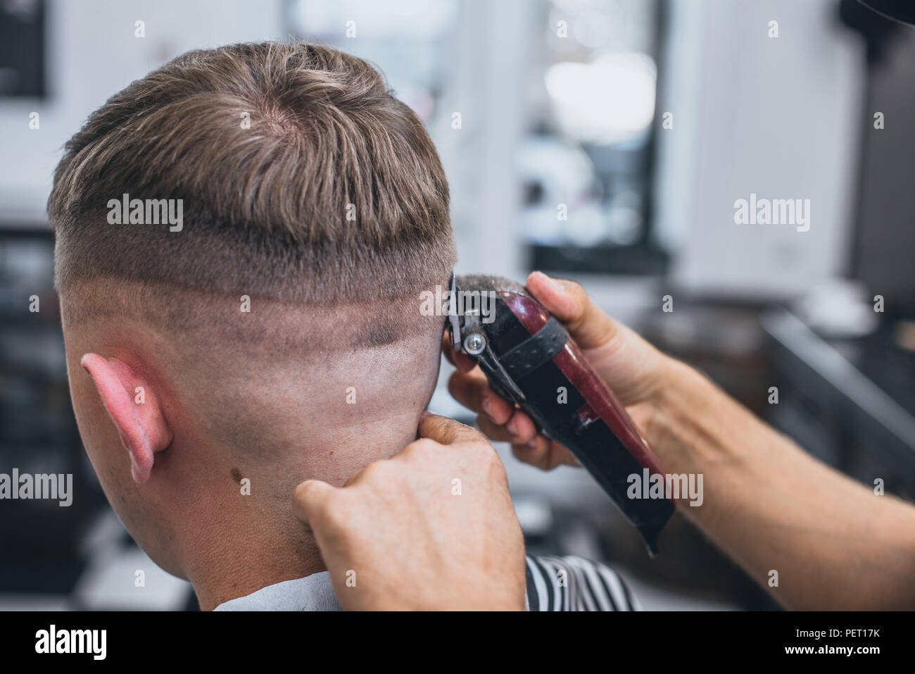 Haircut Men Barbershop Men S Hairdressers Barbers Barber Cuts