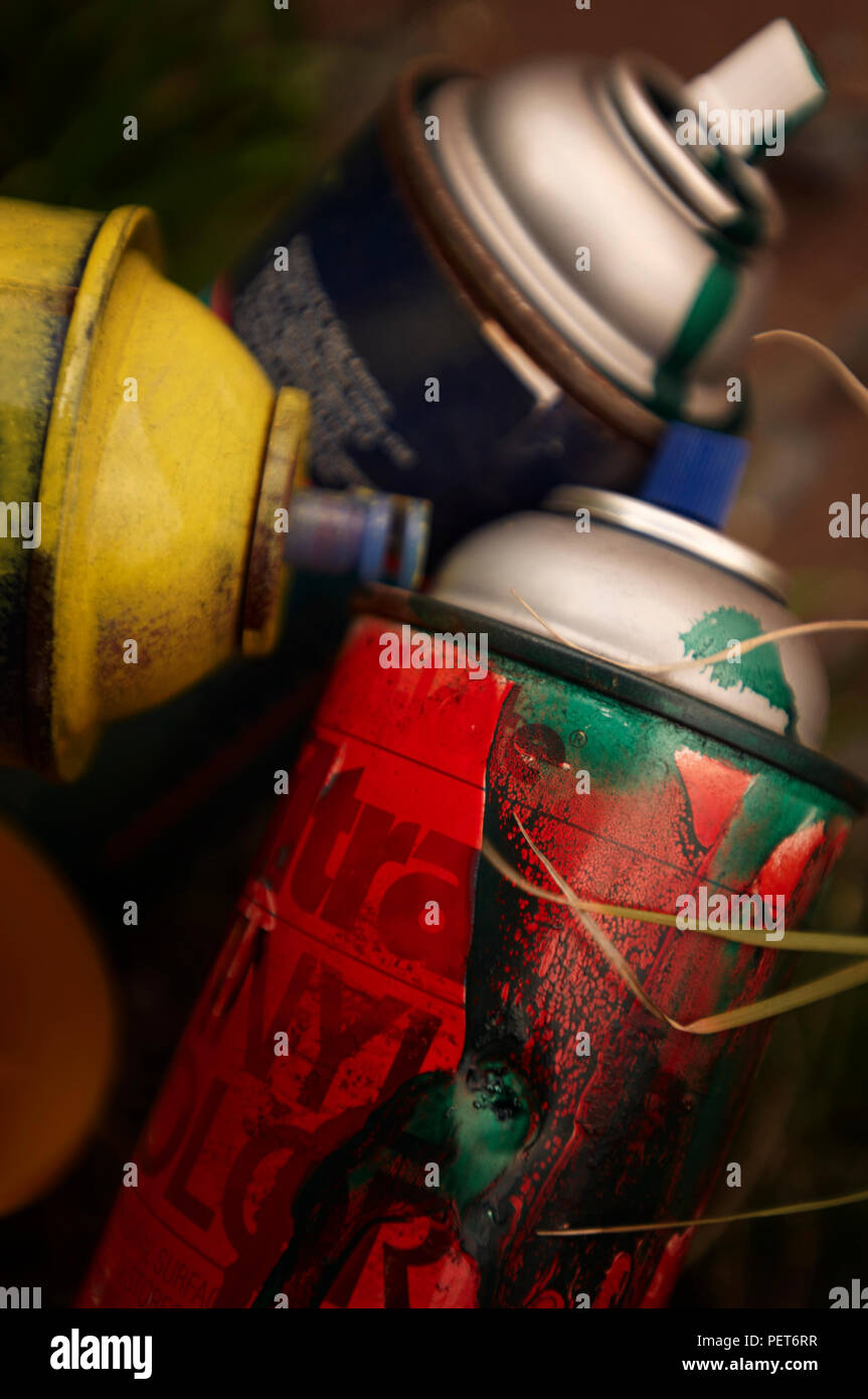 Leaking paint cans hires stock photography and images Alamy