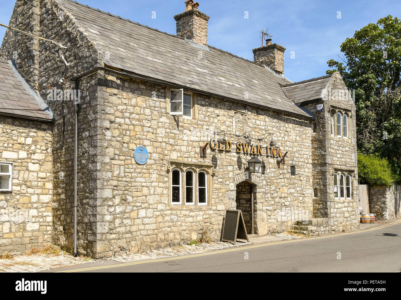 The old swan inn hires stock photography and images Alamy