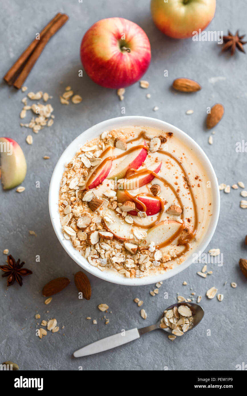 Apple Pie Smoothie Bowl. Breakfast smoothie bowl with apples, cinnamon