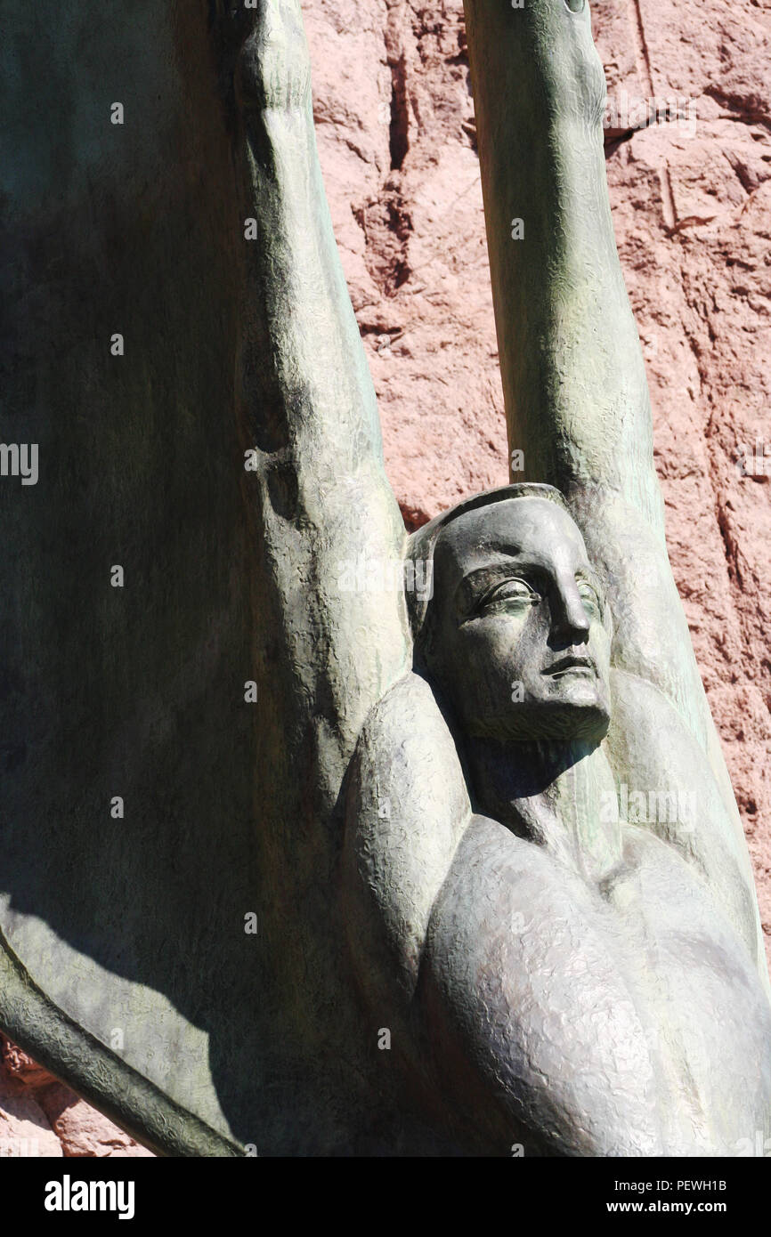 Art Deco style sculpture, Figures of the Republic by Oskar J. W. Hansen