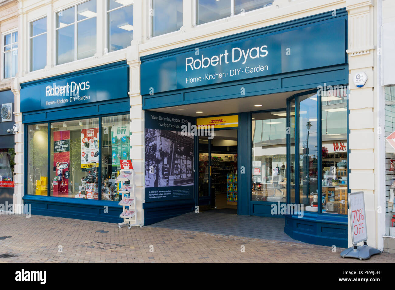 Robert Dyas Newbury Opening Times