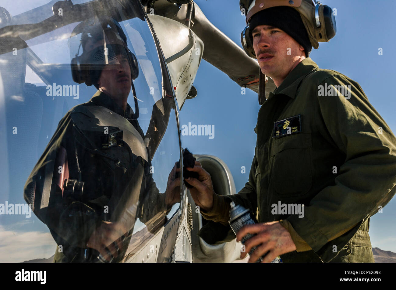 Ah 1z cobra attack helicopter during integrated training exercise 2 16 ...