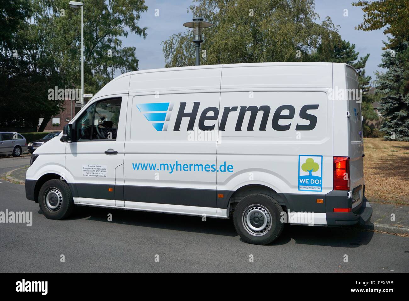 transportation service Hermes DHL Shipping parcel Stock Photo - Alamy
