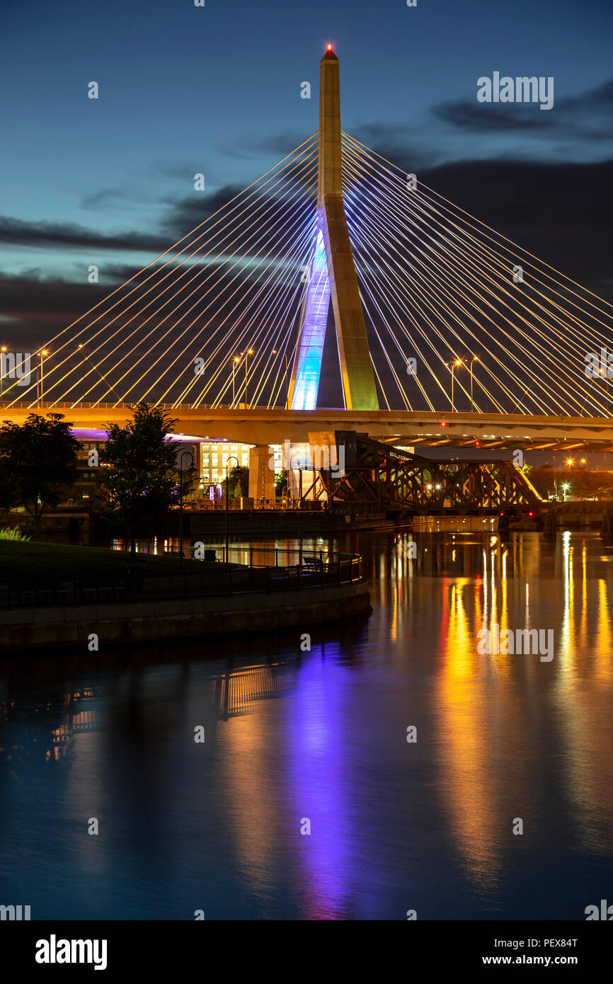 Leonard P Zakim Bunker Hill Memorial Bridge Zakim Bridge And Charles 