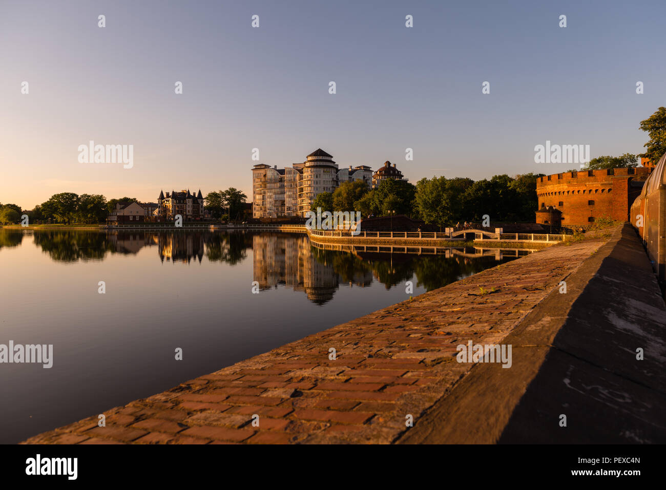 Villa and modern city quarters, Oberteich, Dohna Turm or Dohna Tower ...