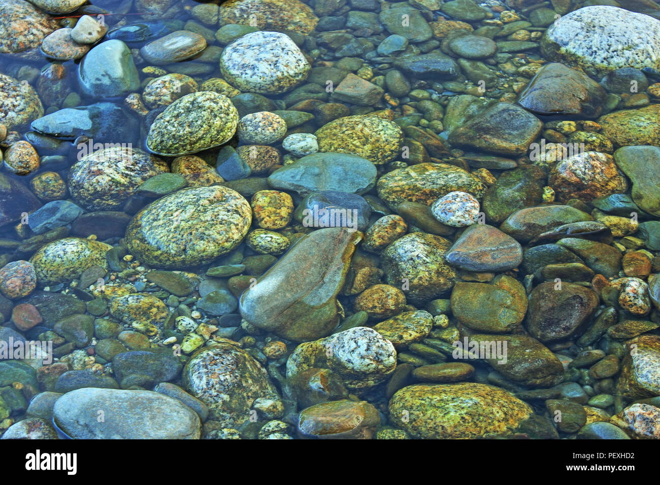 River stones close up hi-res stock photography and images - Alamy