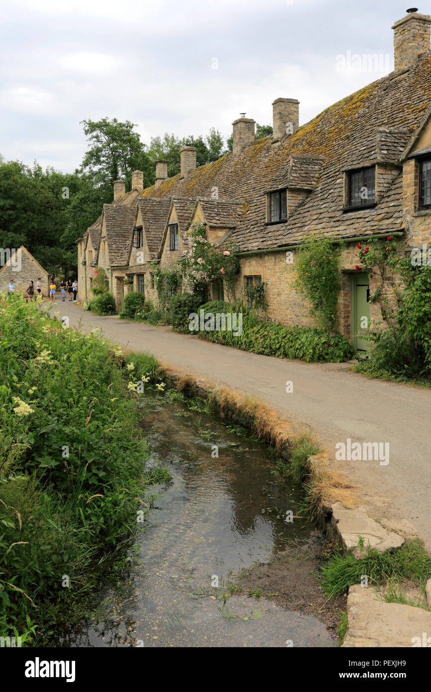 The Arlington Row Stone Cottages River Coln Bibury Village