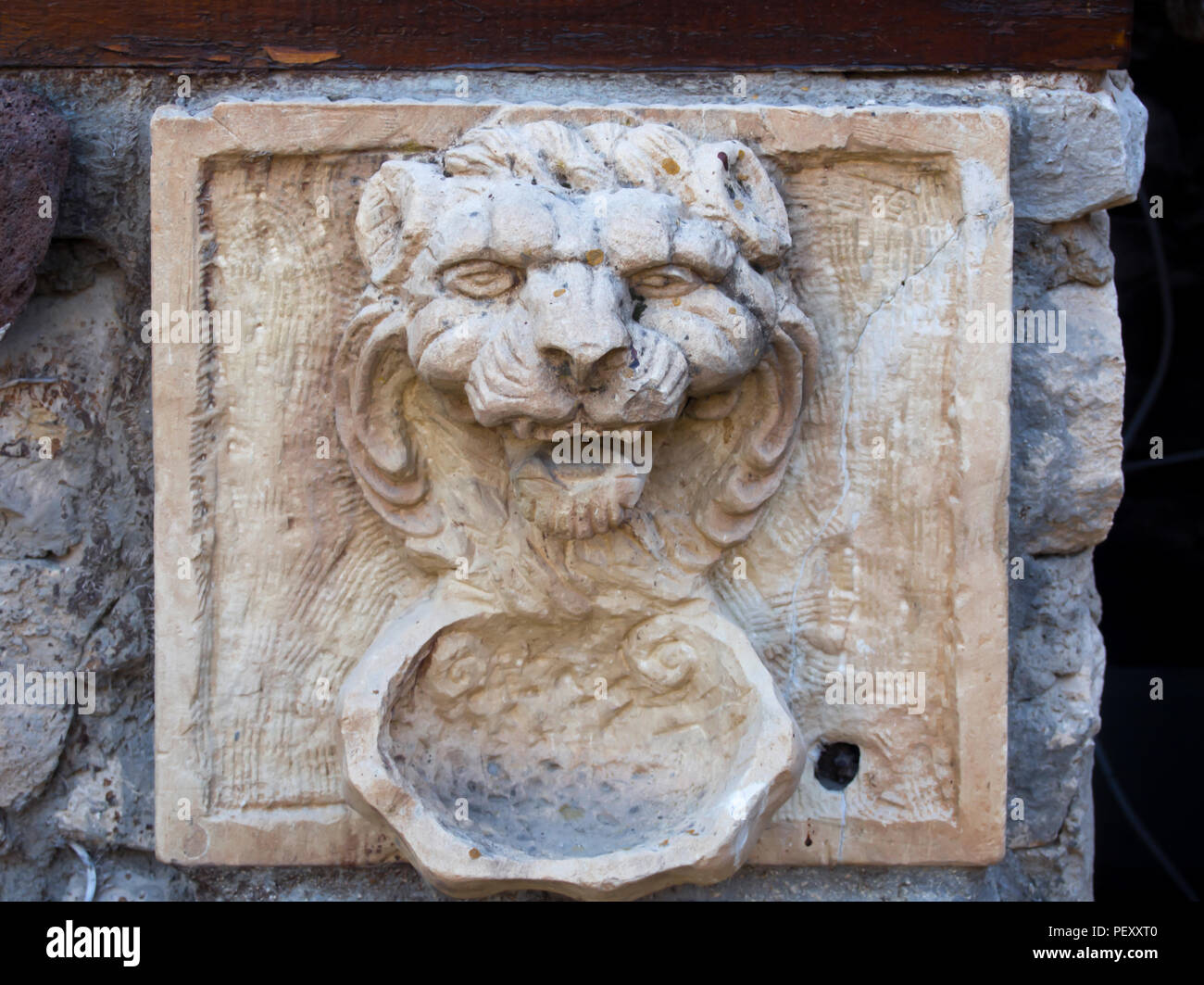 Historic carved stone hi-res stock photography and images - Alamy