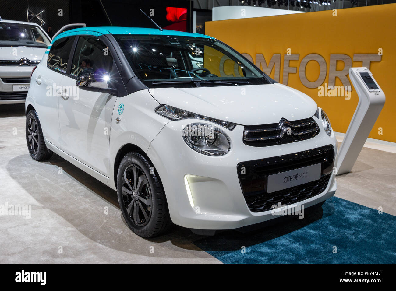 Citroen Auto Show High Resolution Stock Photography And Images - Alamy