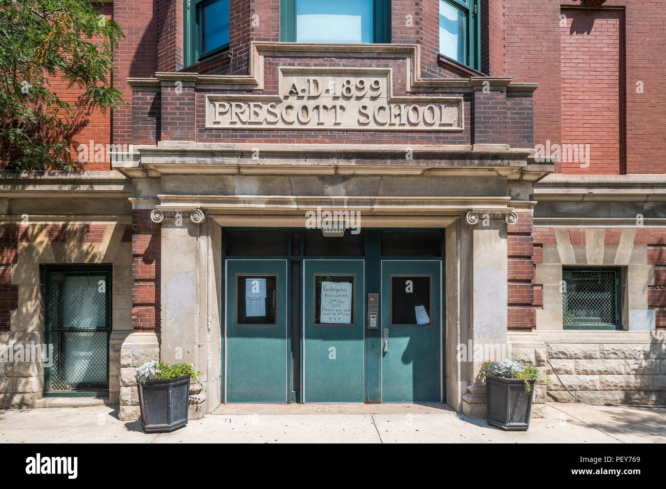 Prescott Elementary School Chicago Public Schools Stock Photo Alamy