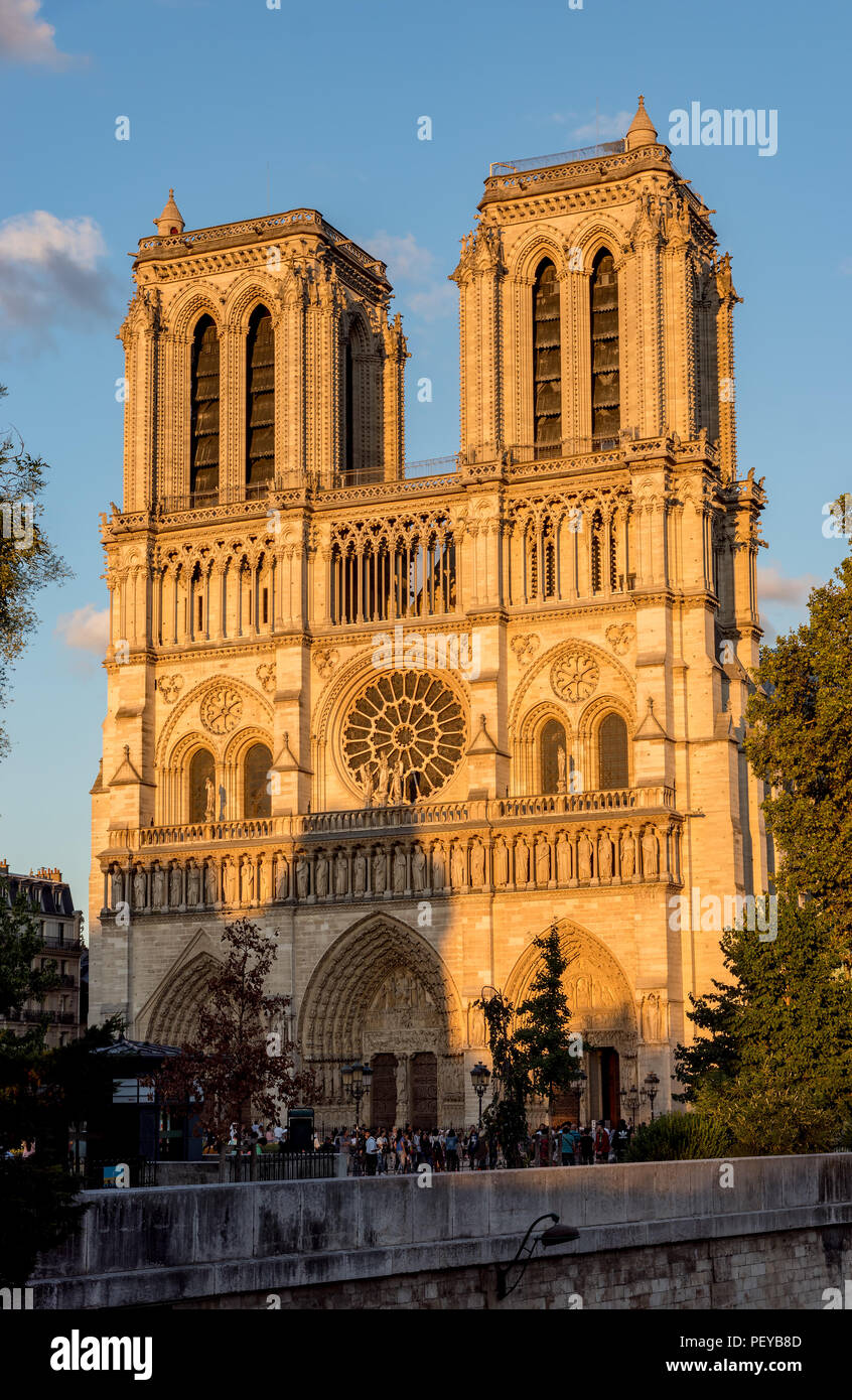 Notre Dame de Paris at Golden Hour - Paris, France Stock Photo - Alamy