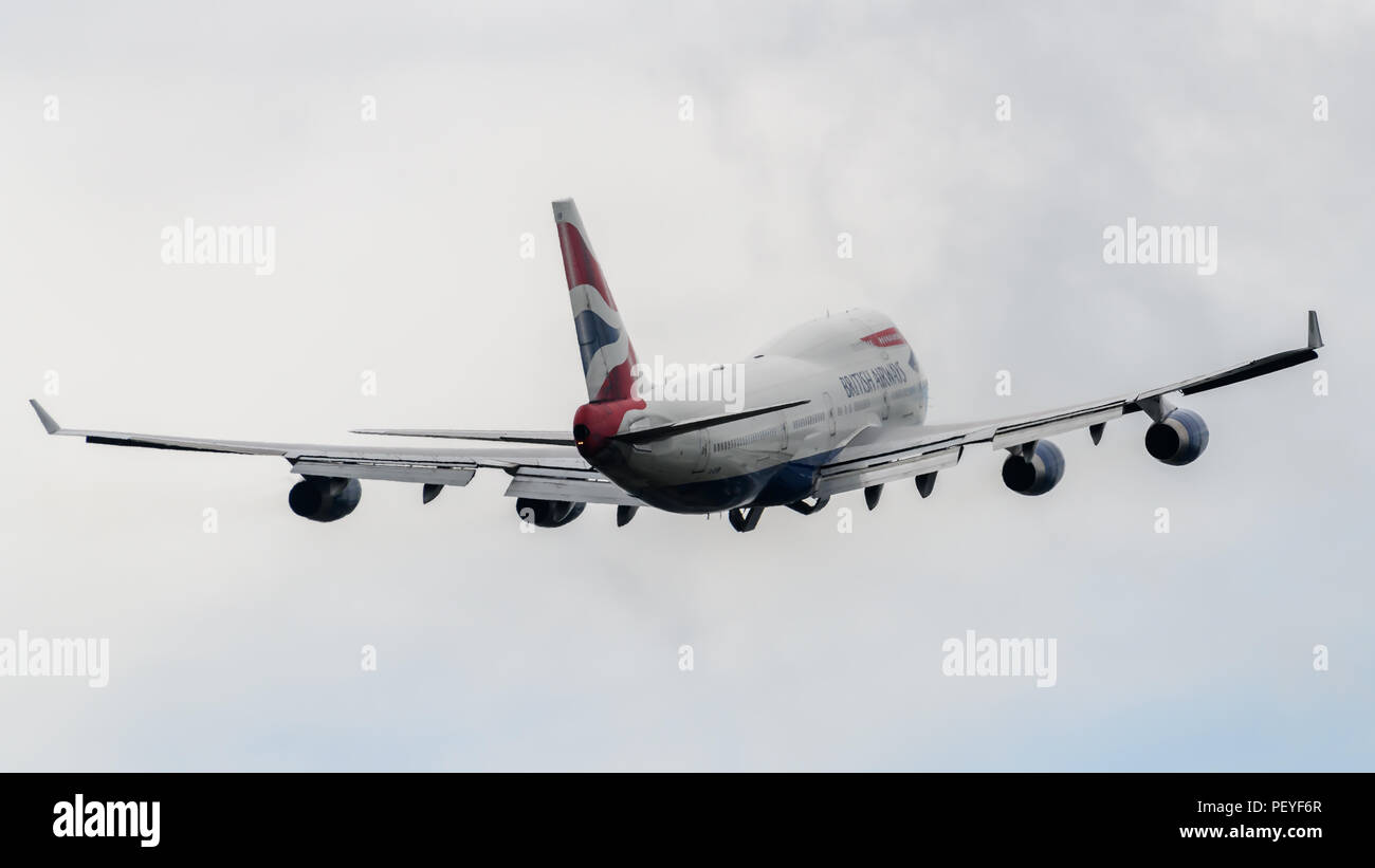 British Airways Boeing 747 departing London Heathrow Airport Stock Photo