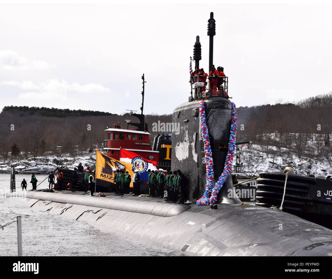 Naval submarine base new london subase hires stock photography and