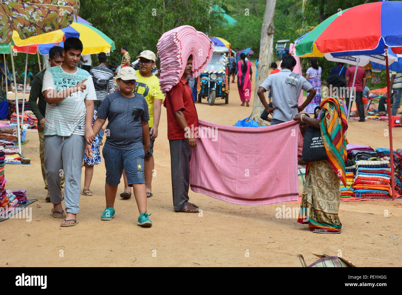 Bengali cotton hires stock photography and images Alamy