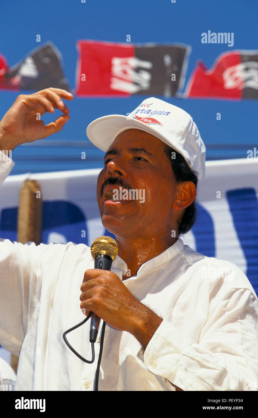 Nicaragua: Presidential election 1996', Daniel Ortega, Sandinista FSLN Presidential candidiate, speaking from the platform at a rally in Nandaime, Gra Stock Photo