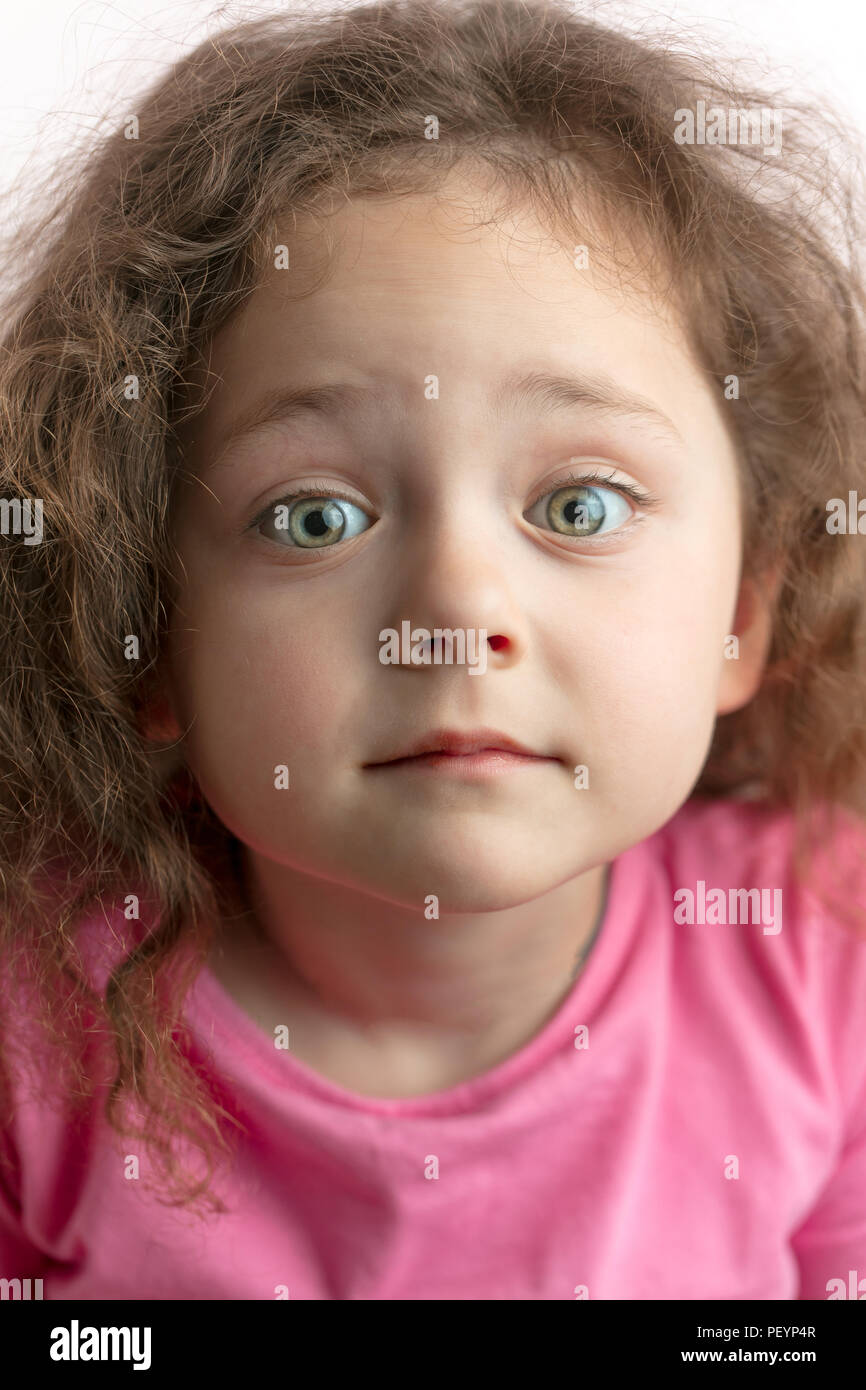 Little girl eyes hires stock photography and images Alamy