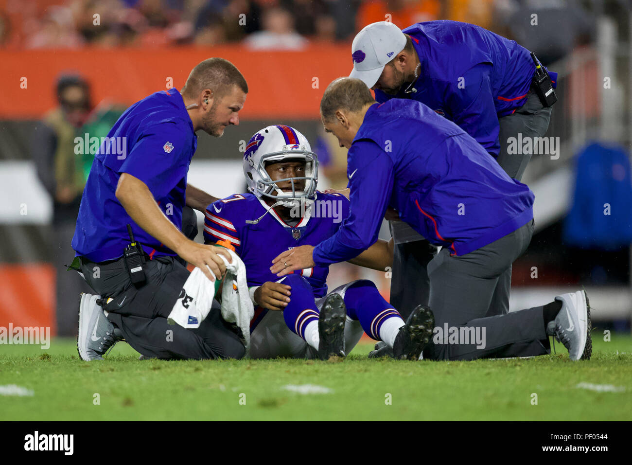 Cleveland browns stadium hi-res stock photography and images - Alamy