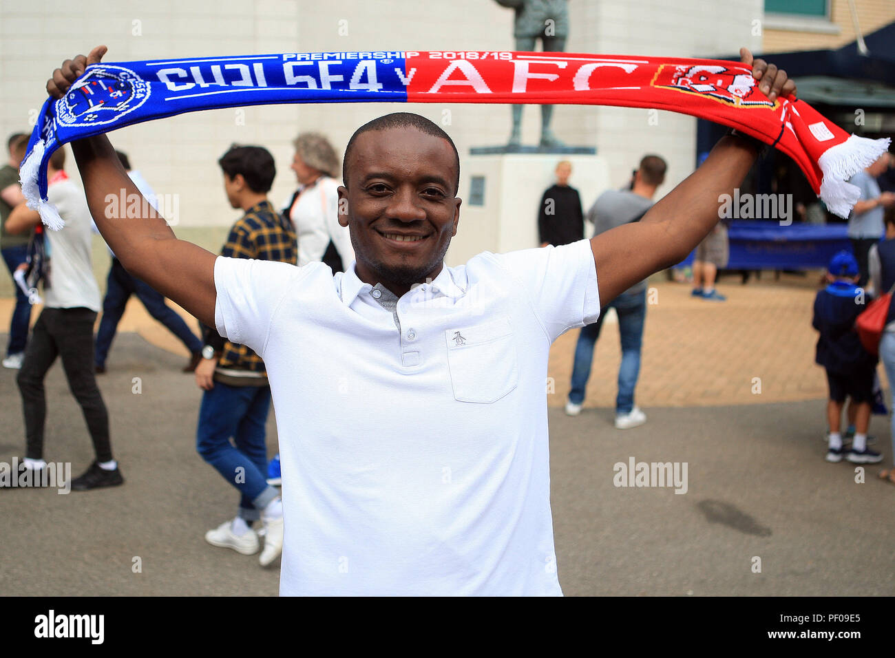 arsenal ladies scarf