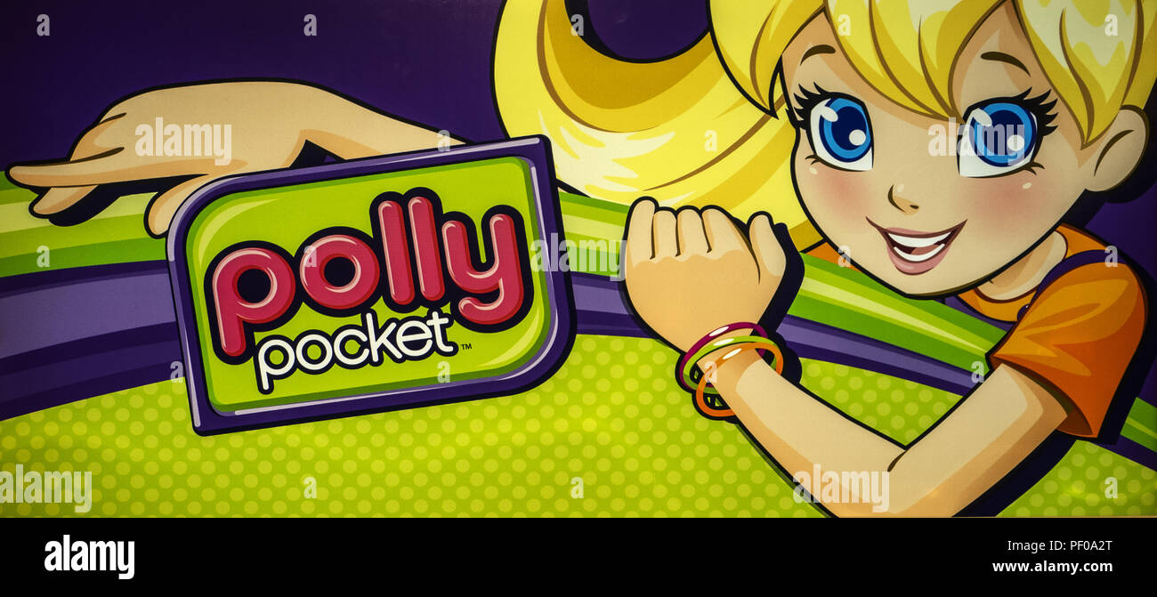 Polly pocket hi-res stock photography and images - Alamy