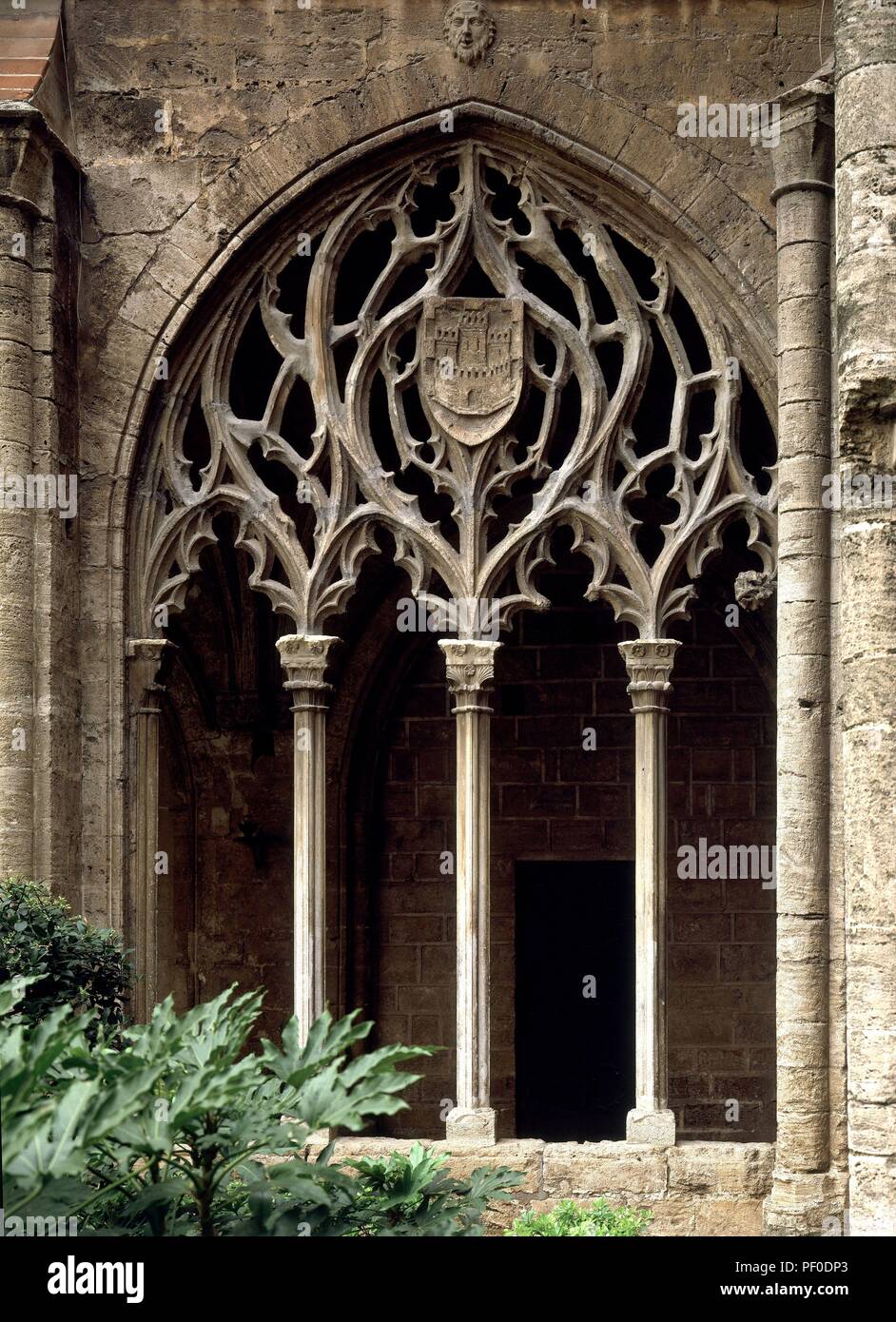 Ventana Del Claustro Gotico Del Convento De Santo Domingo De Valencia Construccion Del Siglo Xiv 1830