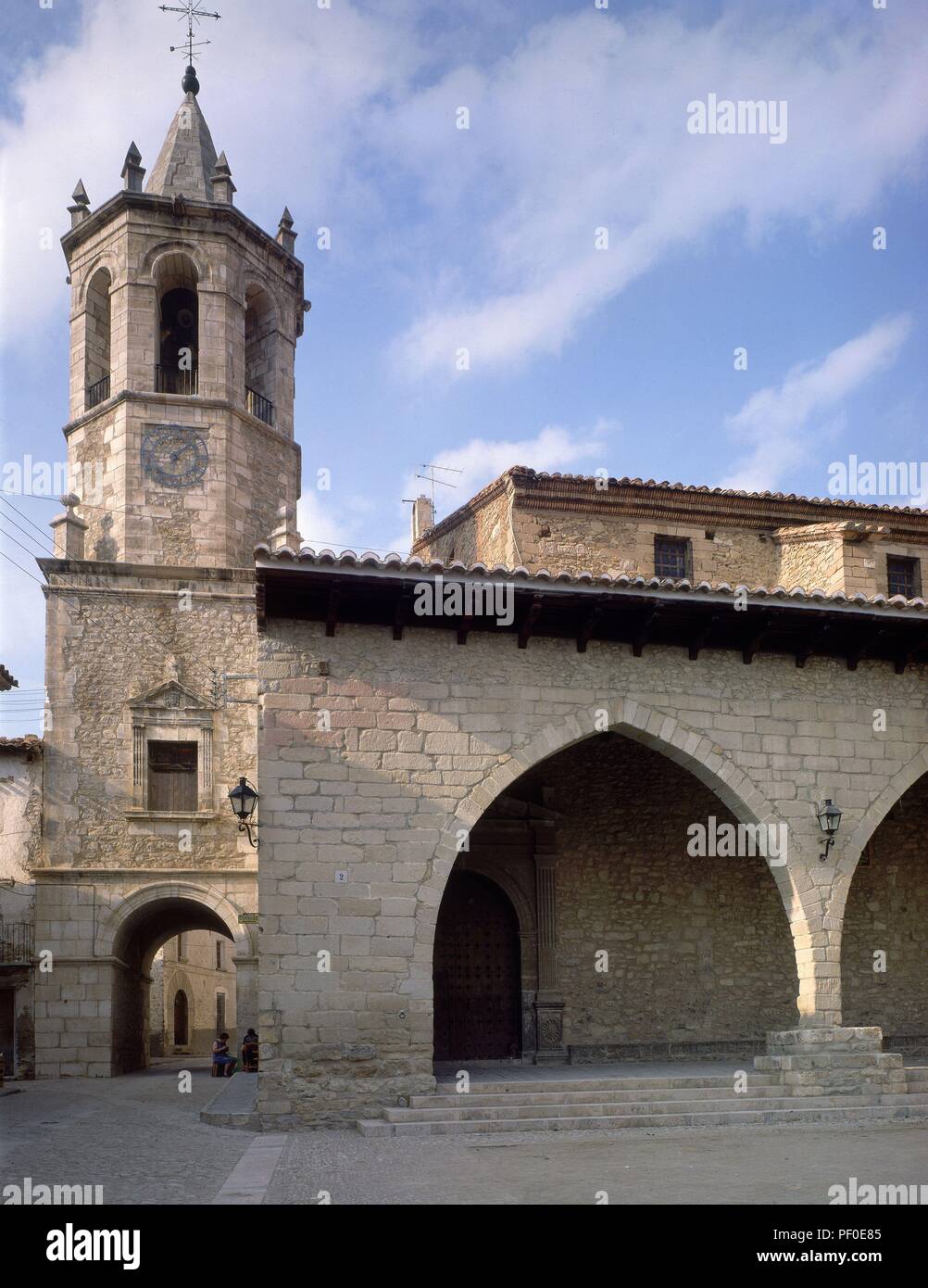 TORRE Y ATRIO DE LA IGLESIA. Location: EXTERIOR, CANTAVIEJA, TERUEL, SPAIN Stock Photo - Alamy TORRE Y ATRIO DE LA IGLESIA. Location: EXTERIOR, CANTAVIEJA, TERUEL, SPAIN Stock Photo - Alamy