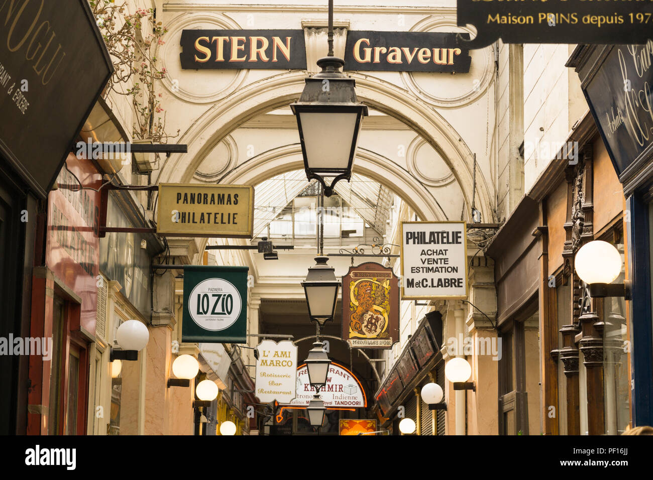 Paris Passage des Panoramas - Passage des Panoramas is the oldest covered passage in Paris dating from the 19th century, France, Europe. Stock Photo