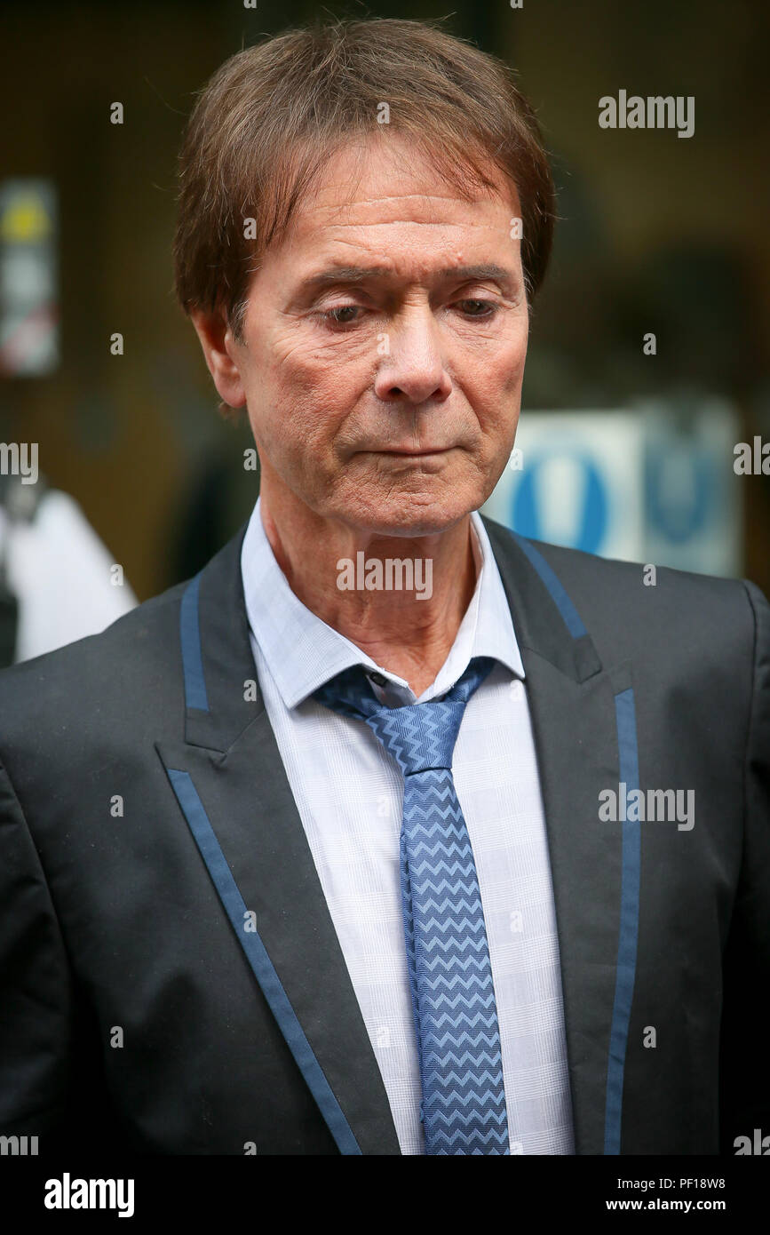 An emotional looking Cliff Richard speaking to the media after winning his High Court case against the BBC London Featuring Cliff Richard Where London United Kingdom When 18 Jul 2018 Credit