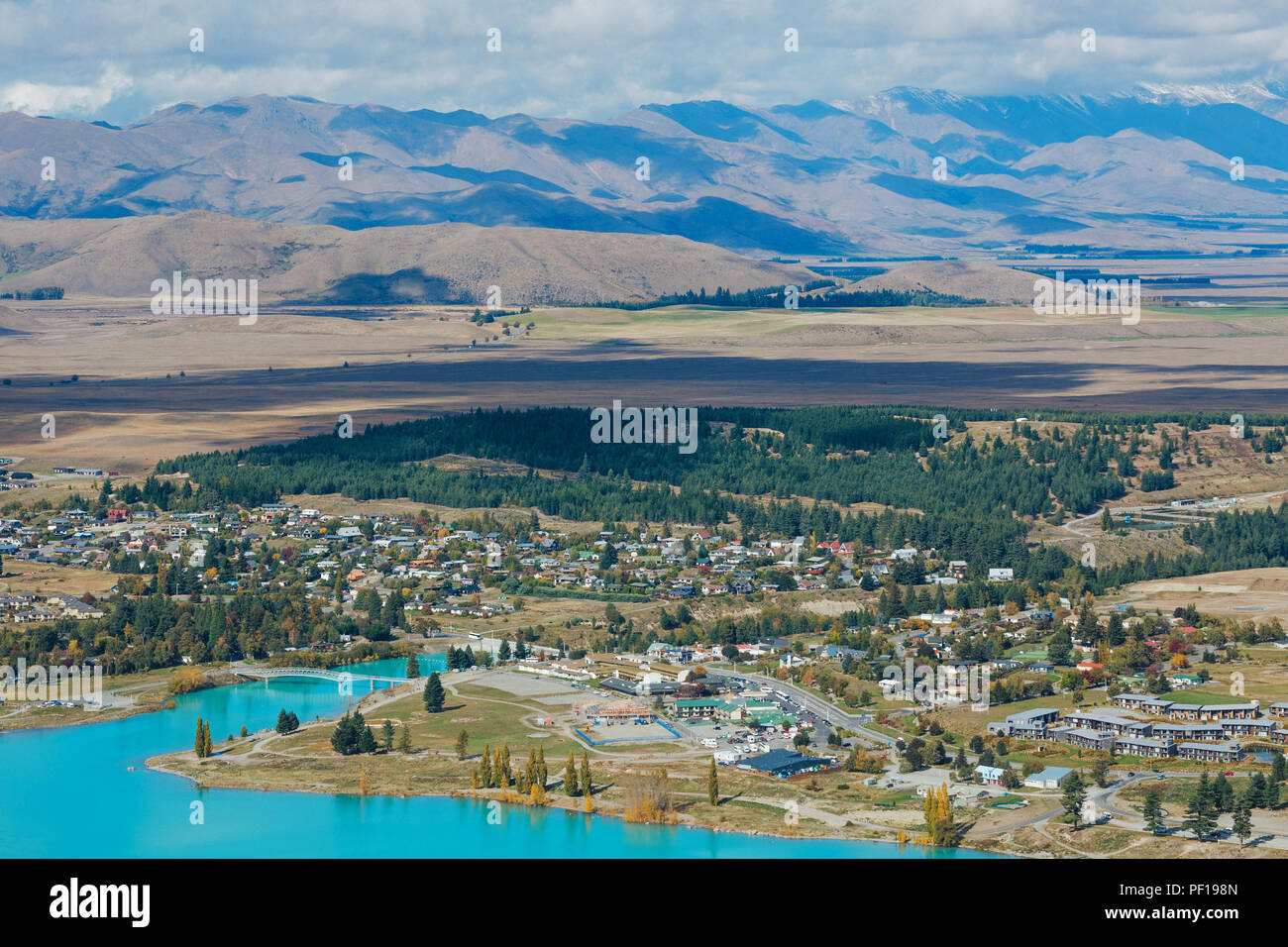 Aerial view of Lake Tekapo from Mount John Observatory in Canterbury ...