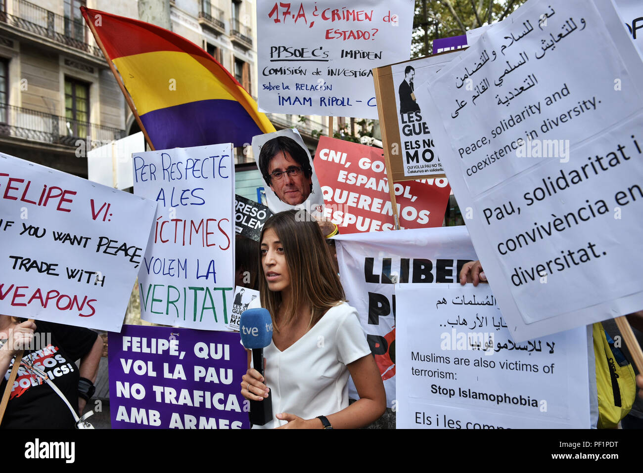 Barcelona city council hi-res stock photography and images - Page 8 - Alamy