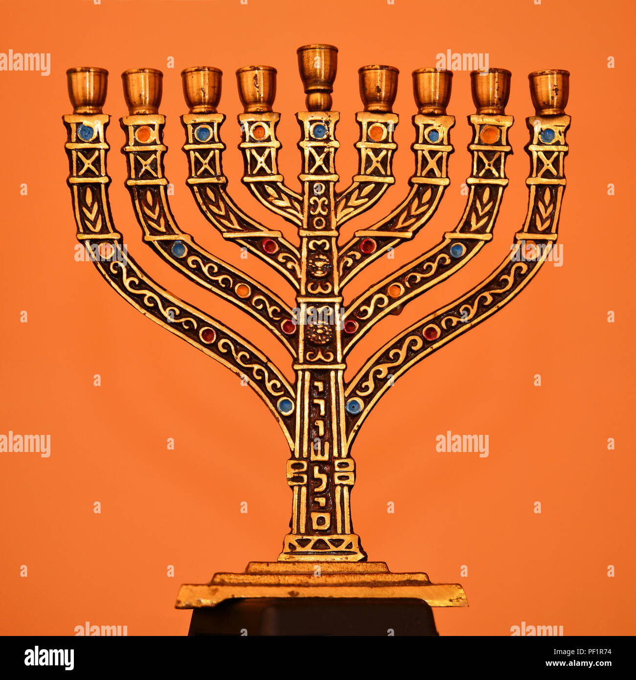 Golden menorah hires stock photography and images Alamy
