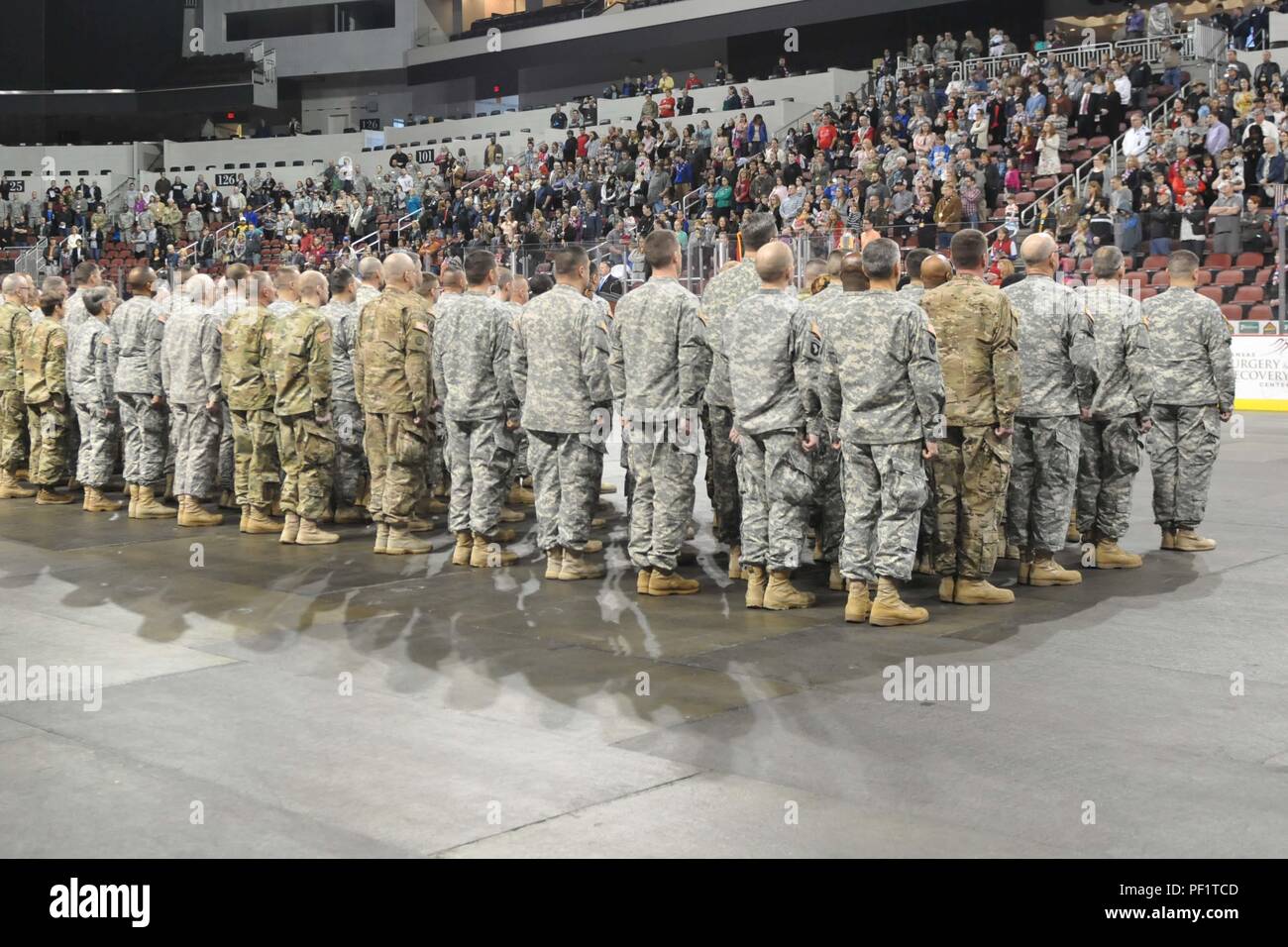 451st expeditionary sustainment command hi-res stock photography and ...