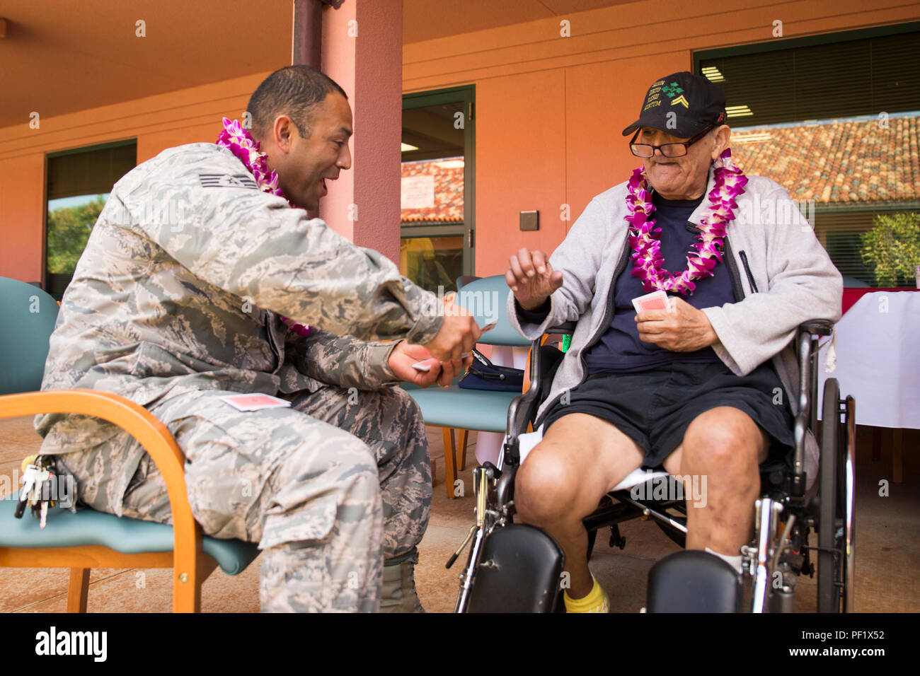 Retired U.S. Army veteran S. Wilcox (right) and U.S. Air Force Tech Sgt