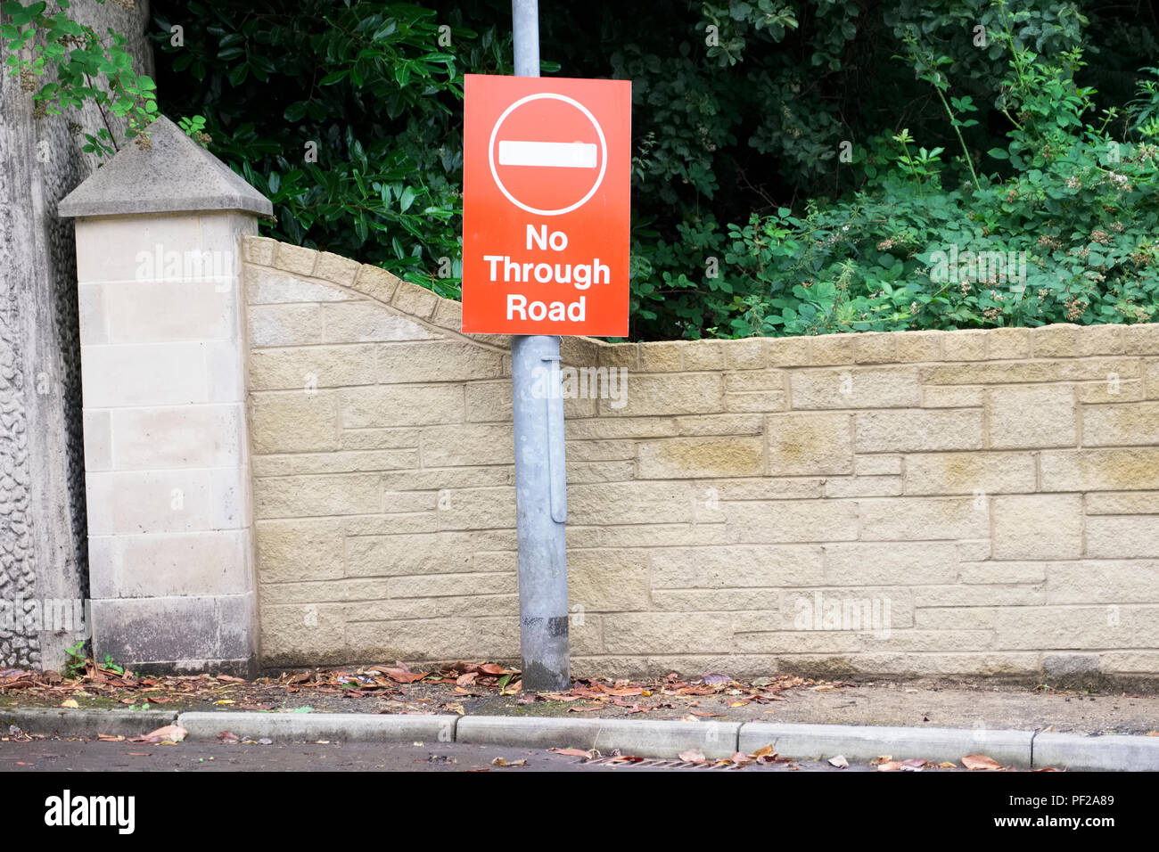 No through road sign hires stock photography and images Alamy