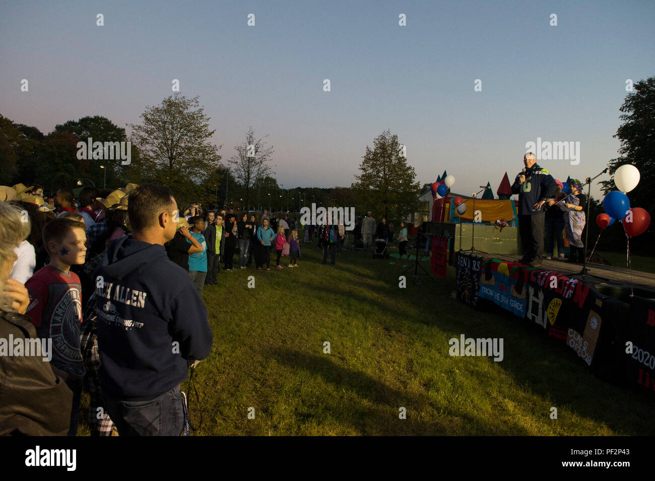 Homecoming court hi-res stock photography and images - Alamy